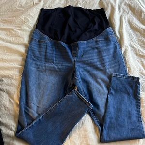 Over the belly maternity jeans